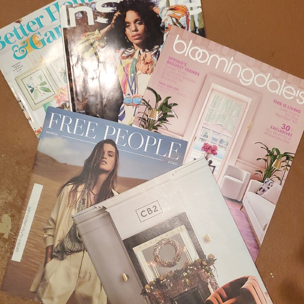Assorted Home Decor Magazines Set